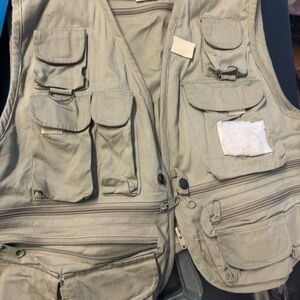 Fishing vest
